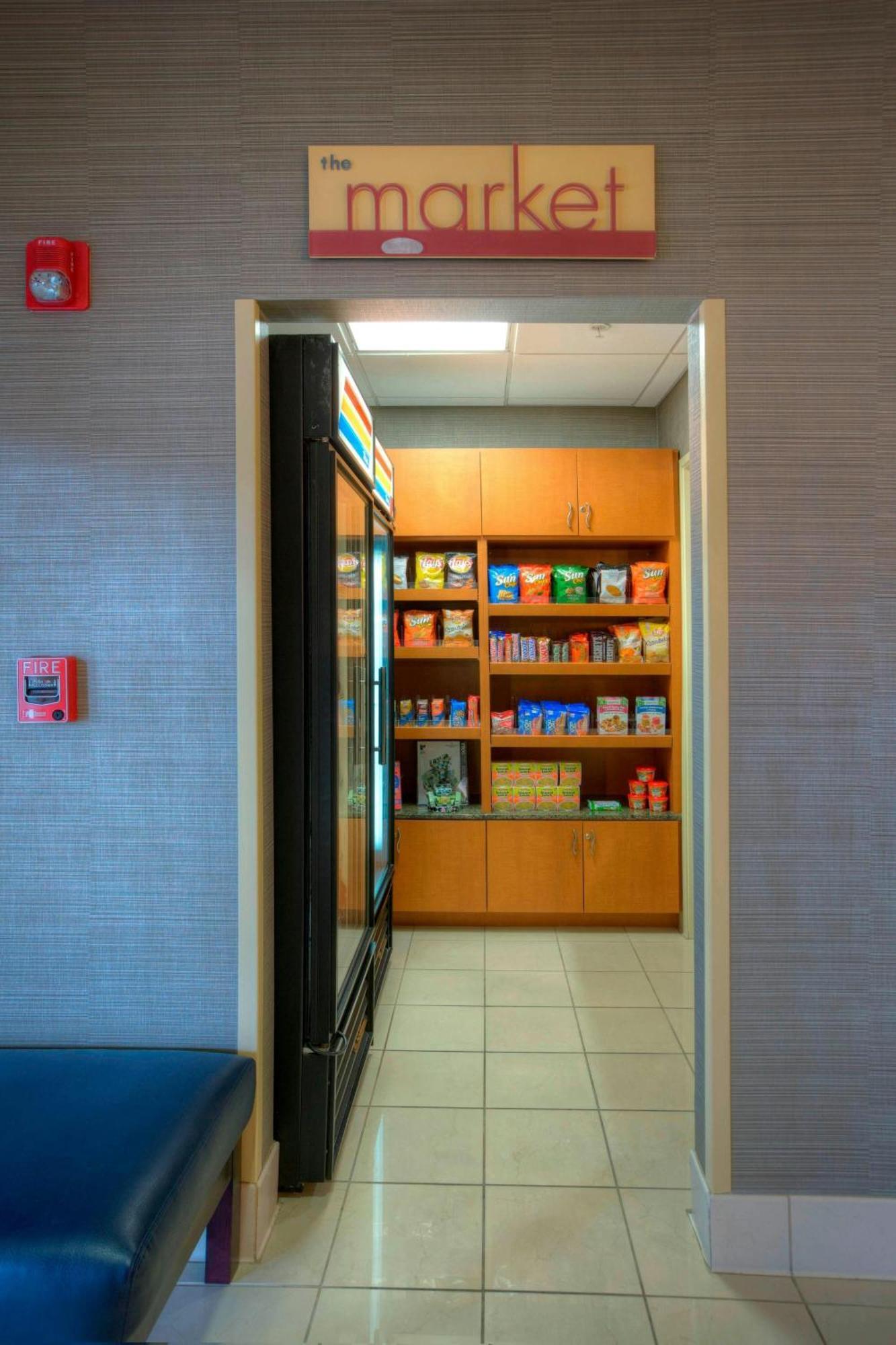 Springhill Suites By Marriott - Tampa Brandon Bagian luar foto